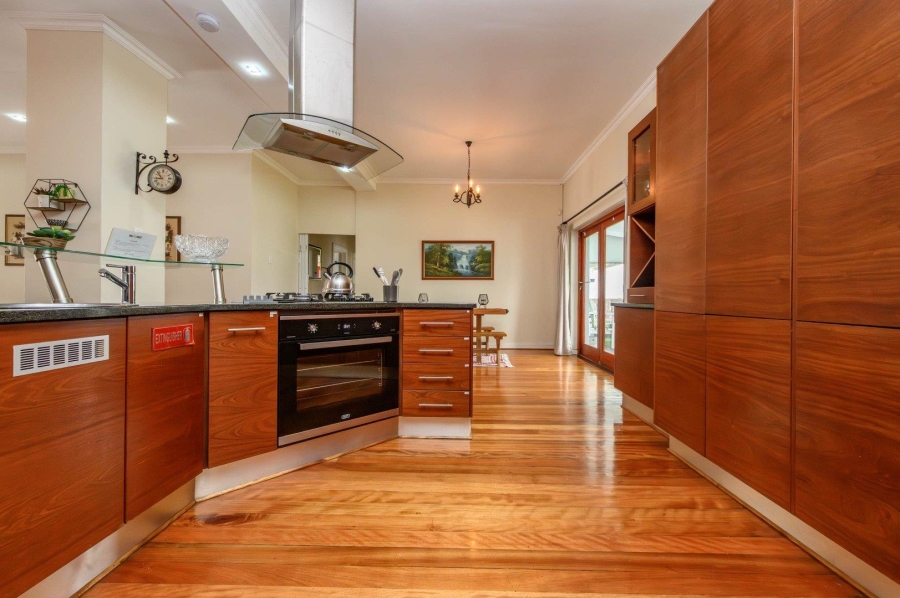 5 Bedroom Property for Sale in Mill Park Eastern Cape